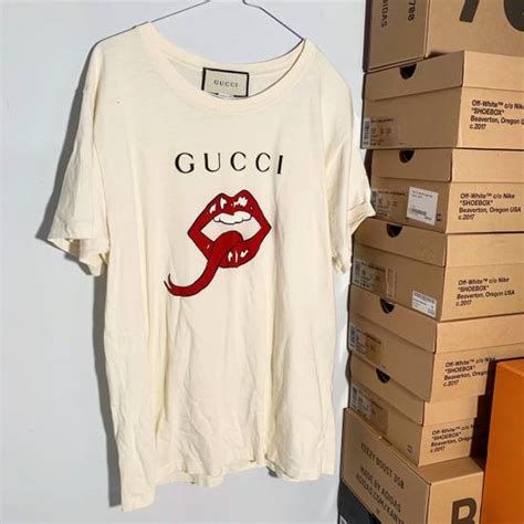 gucci mouth print|gucci print fabric.